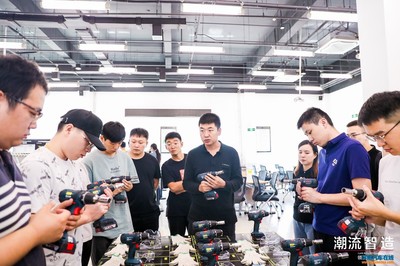 領克華中營銷大區走進張家口工廠 親臨“潮流智造”現場，賦能專業培訓之旅